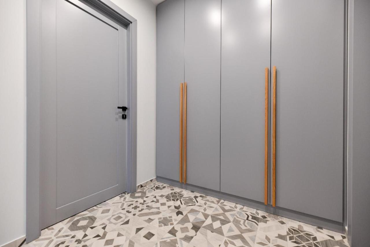 Maris Accommodation By Belmont Realty زادار المظهر الخارجي الصورة