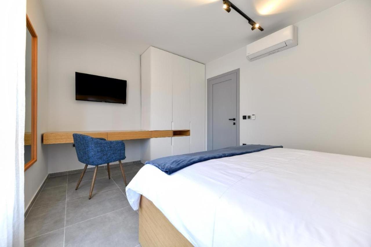 Maris Accommodation By Belmont Realty زادار المظهر الخارجي الصورة